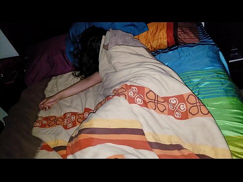 ❤️ Stiefzoon die zijn jonge stiefmoeder berispt terwijl ze slaapt. ❤️❌ Quality sex at us nl.porn-milf300.ru ﹏